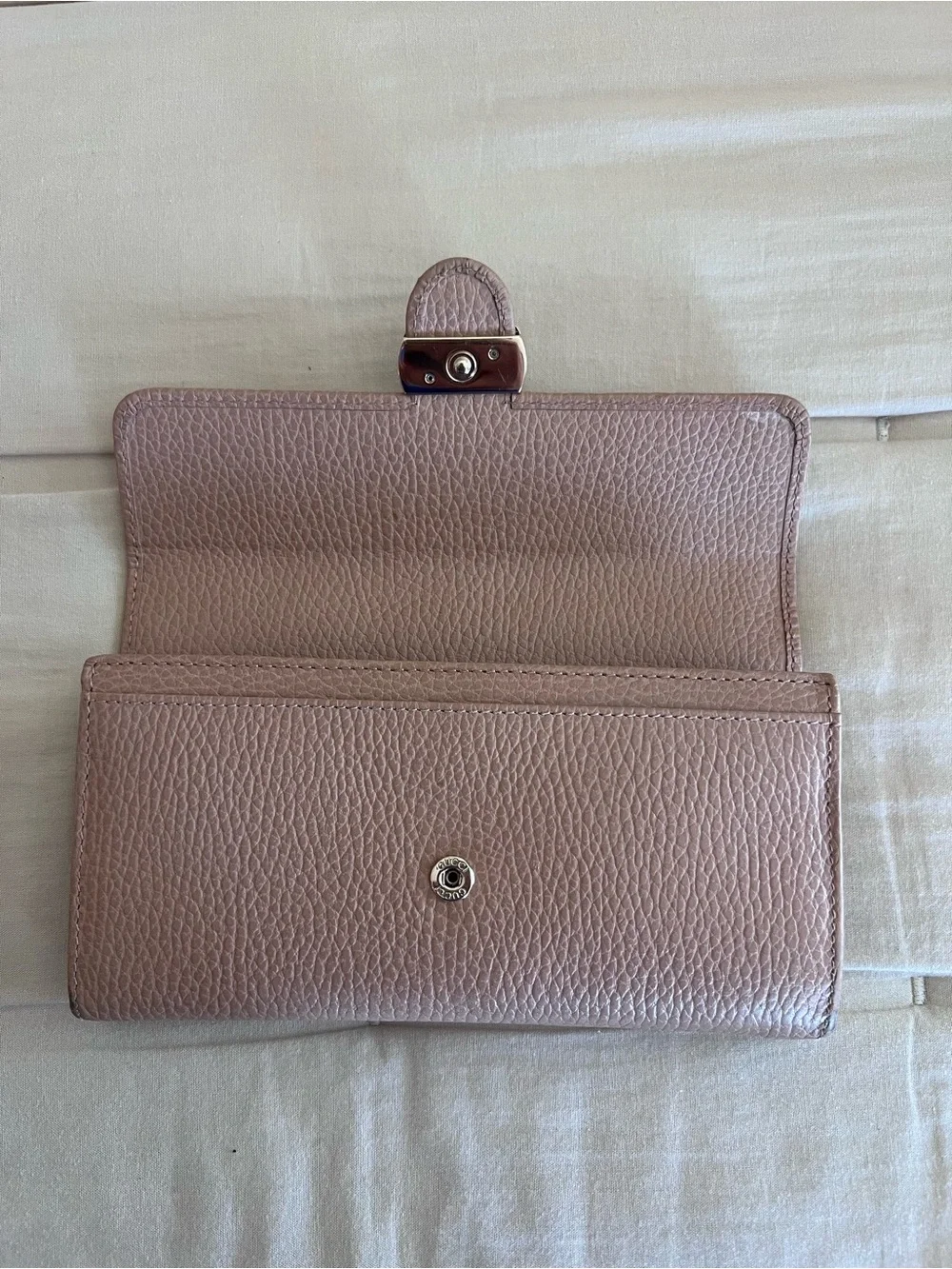 Gucci Pink Taupe Pebbled Leather Continental Wallet with Gold GG - Picture 5 of 7